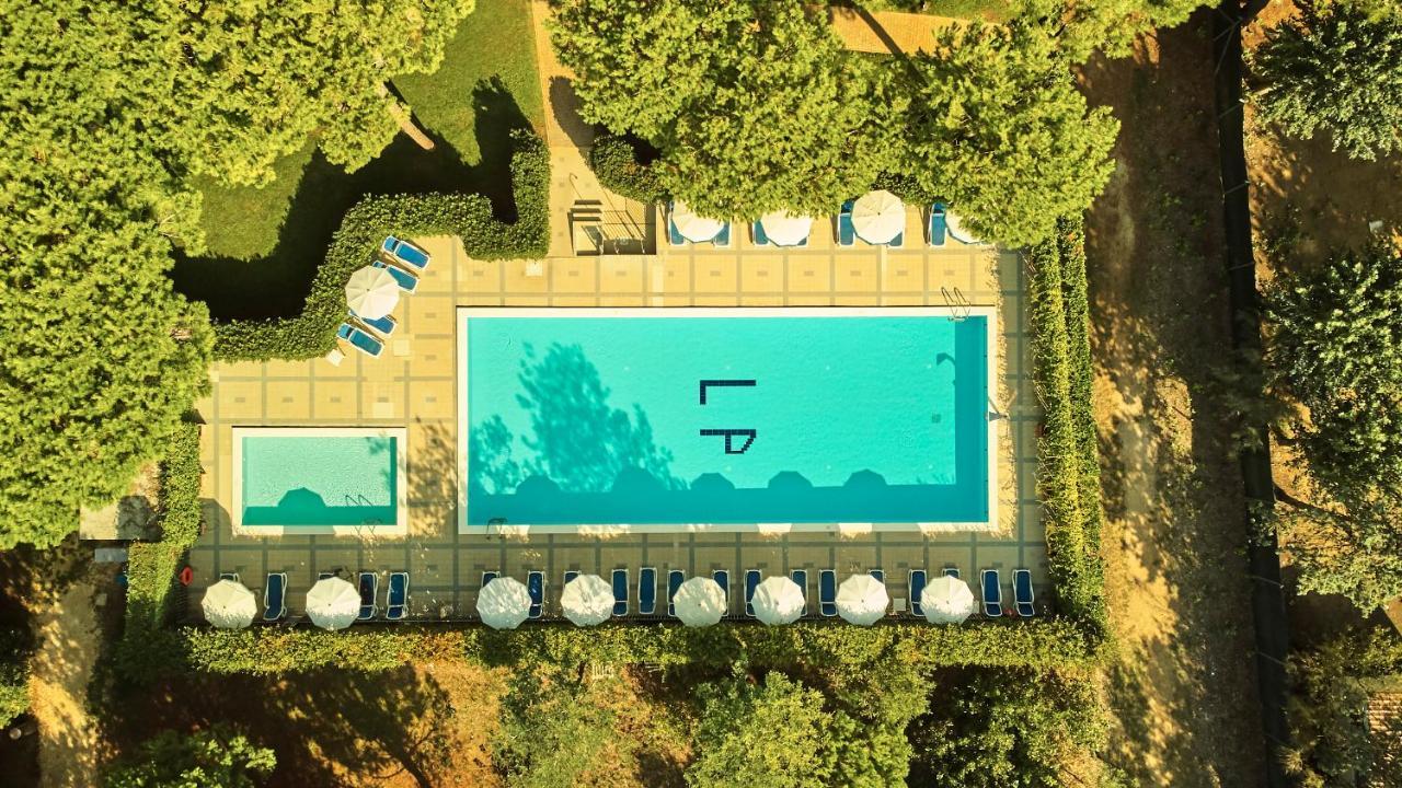 Aparthotel La Pineta Лидо ди Йезоло Екстериор снимка